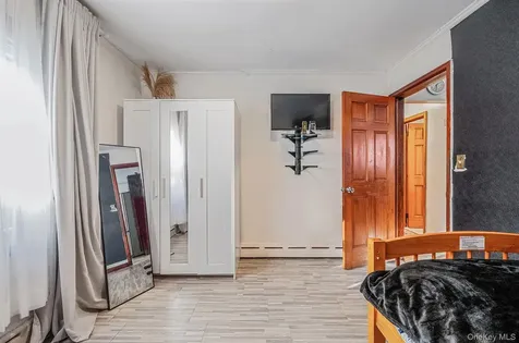 15007 85th Drive Briarwood NY 11432