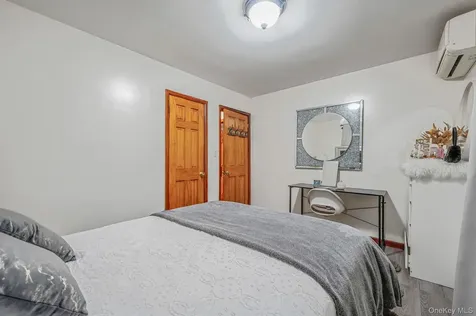 15007 85th Drive Briarwood NY 11432