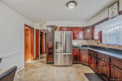 15007 85th Drive Briarwood NY 11432