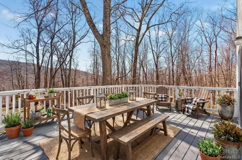 11 Shawnee Road Putnam Valley NY 10579