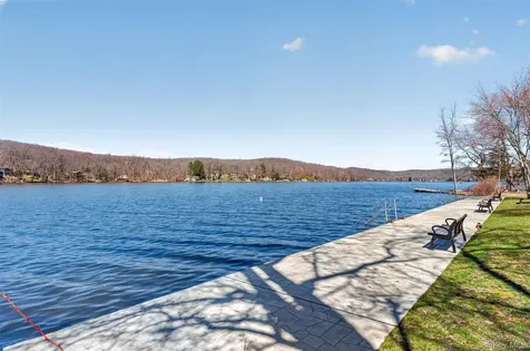 11 Shawnee Road Putnam Valley NY 10579