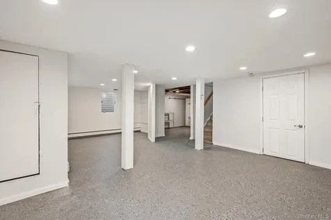 20 Kenneth Avenue Bellmore NY 11710