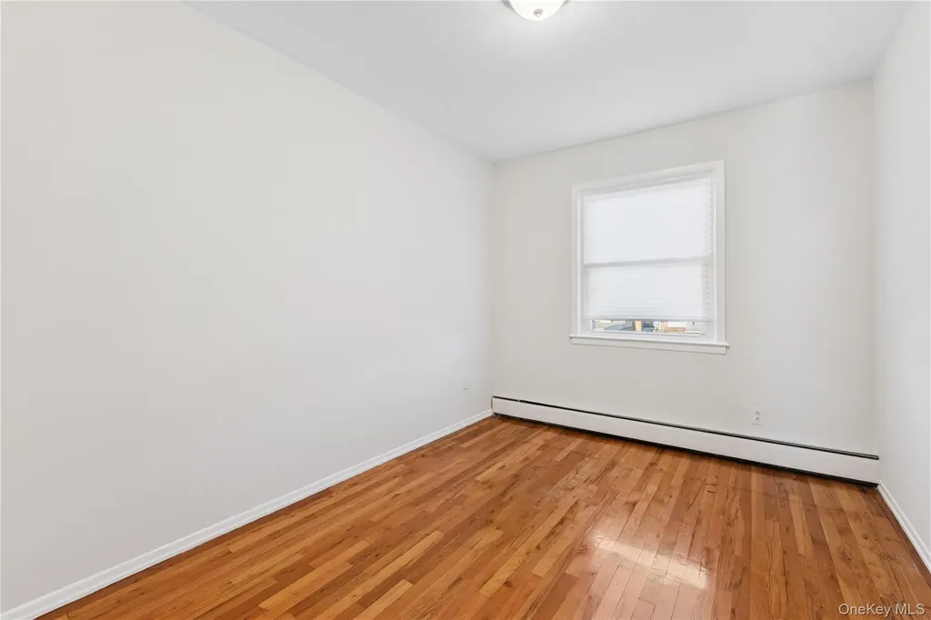 154-27 20th Road Whitestone NY 11357