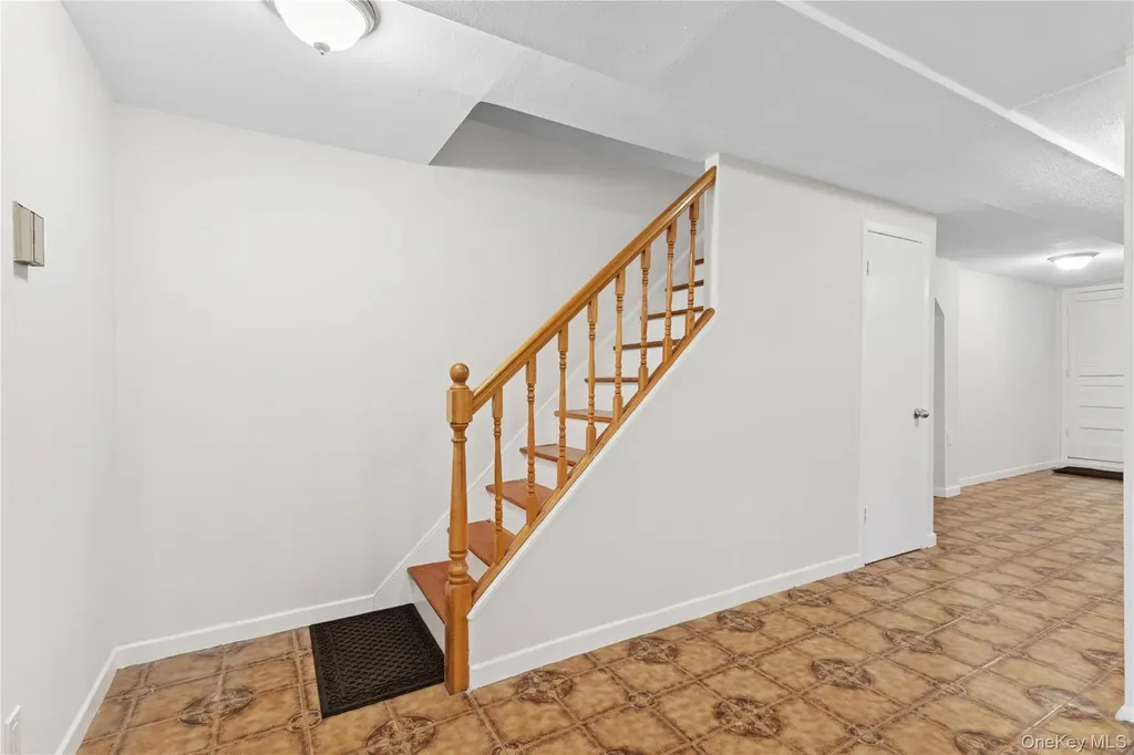 154-27 20th Road Whitestone NY 11357