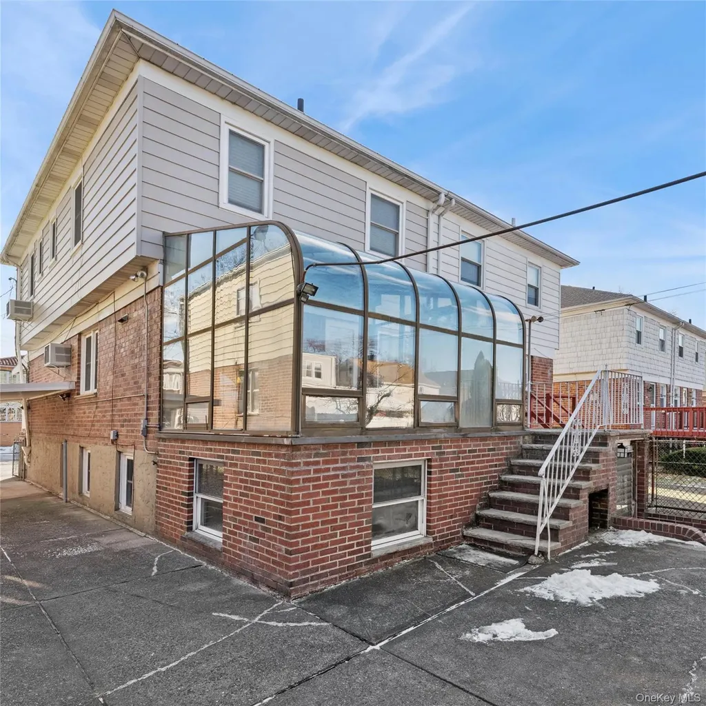 154-27 20th Road Whitestone NY 11357