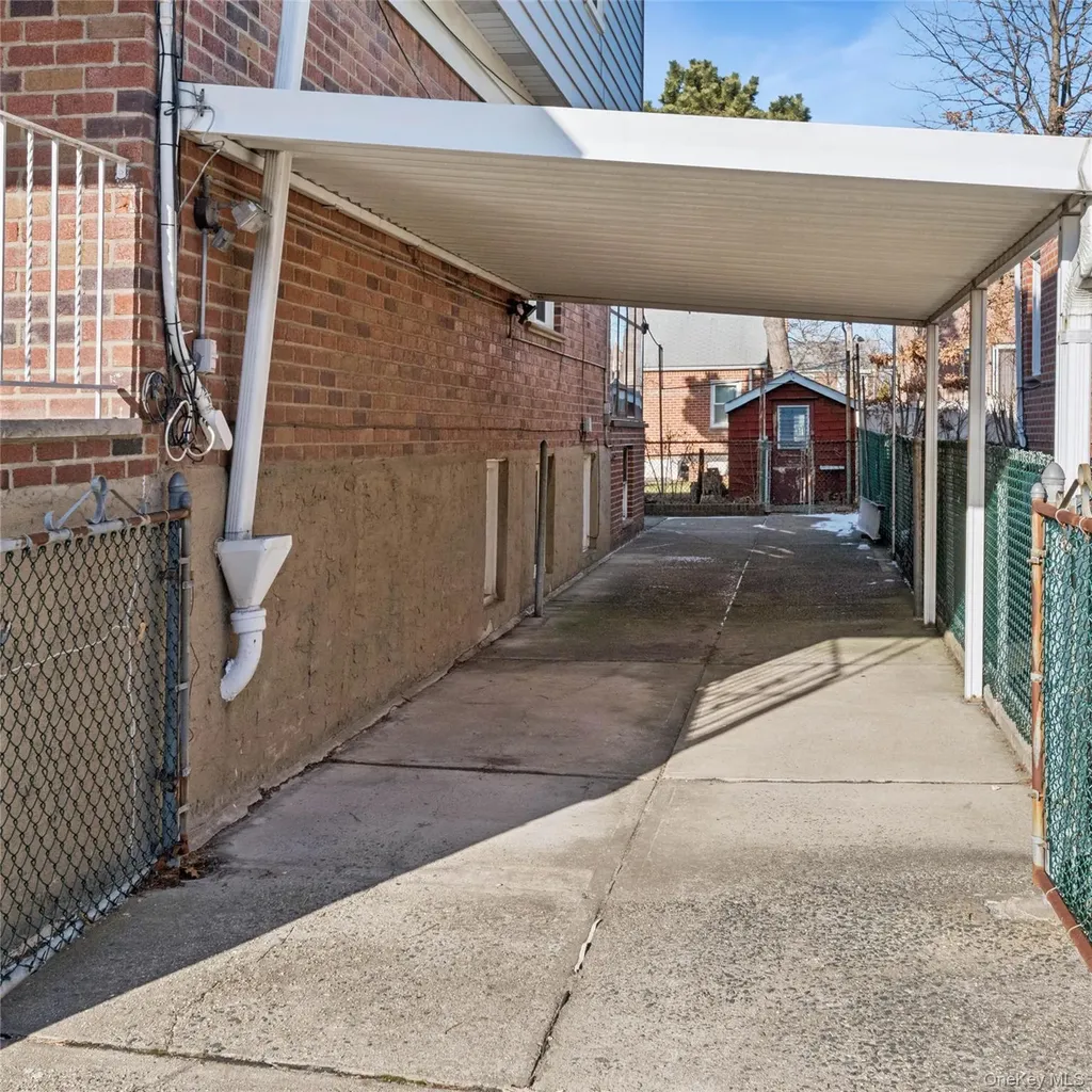154-27 20th Road Whitestone NY 11357