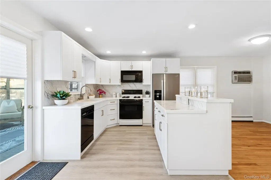 154-27 20th Road Whitestone NY 11357