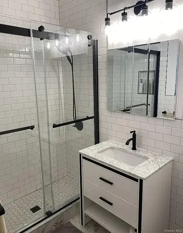 234 Richardson Street Brooklyn NY 11222