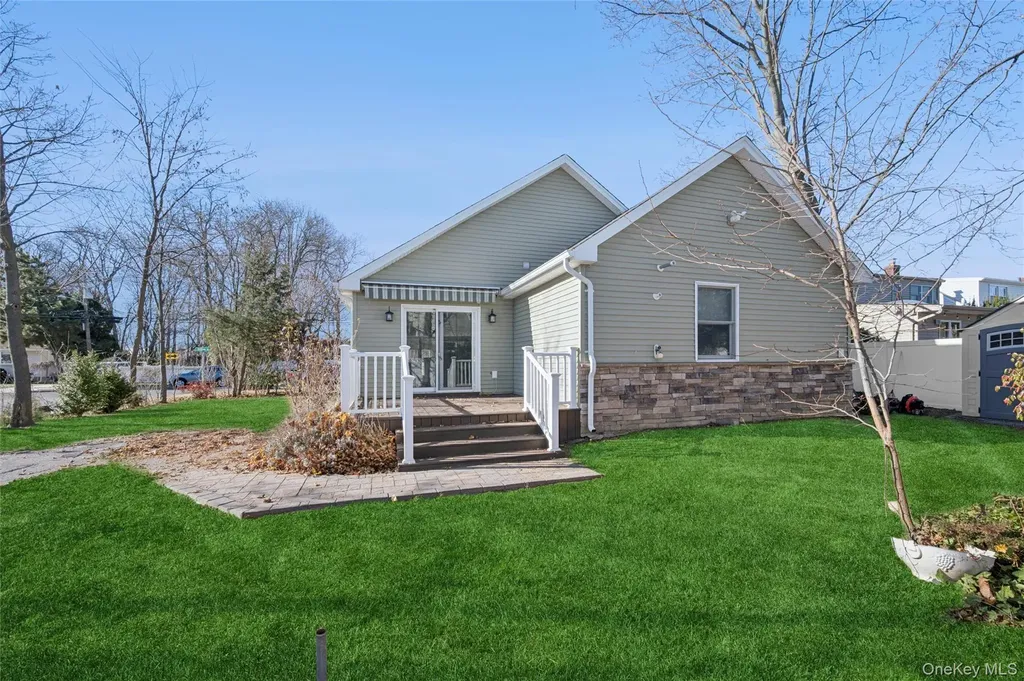 2319 Willow Street Wantagh NY 11793