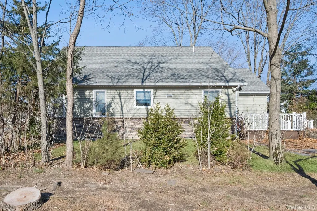 2319 Willow Street Wantagh NY 11793