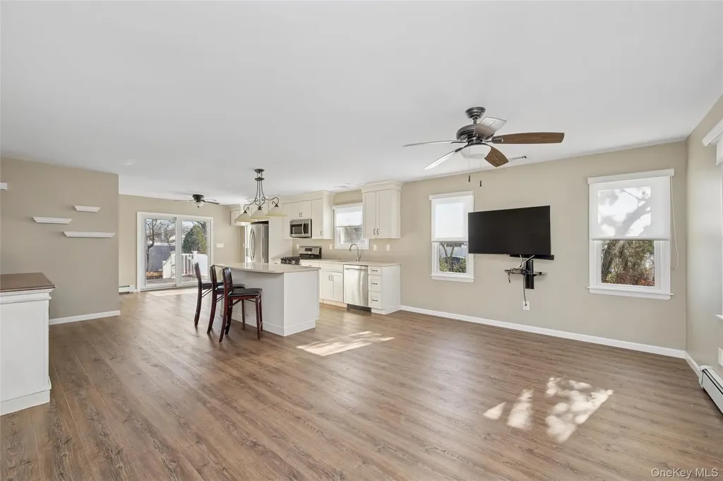 2319 Willow Street Wantagh NY 11793