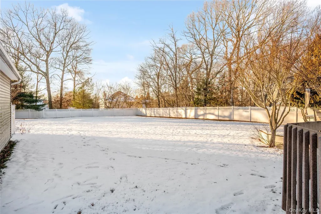 378 Mac Arthur Boulevard Hauppauge NY 11788