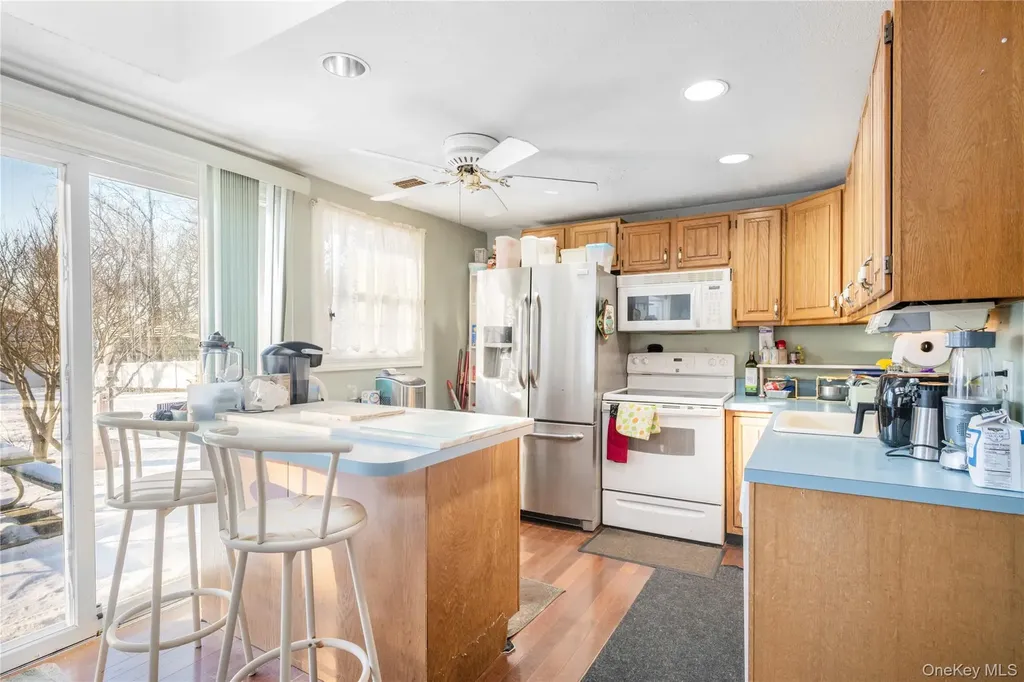 378 Mac Arthur Boulevard Hauppauge NY 11788