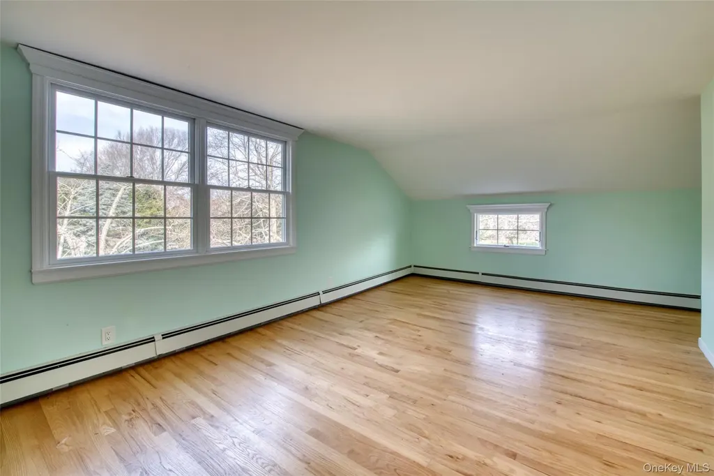 65 Greenway W Orient NY 11957