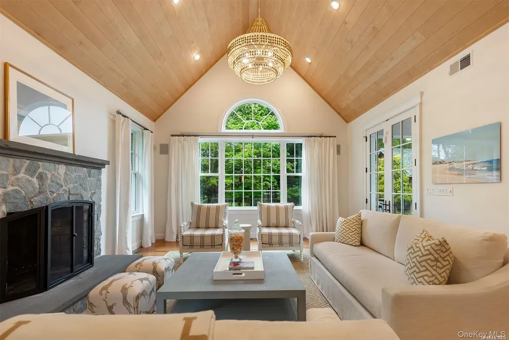5 Anthony Lane Quogue NY 11959