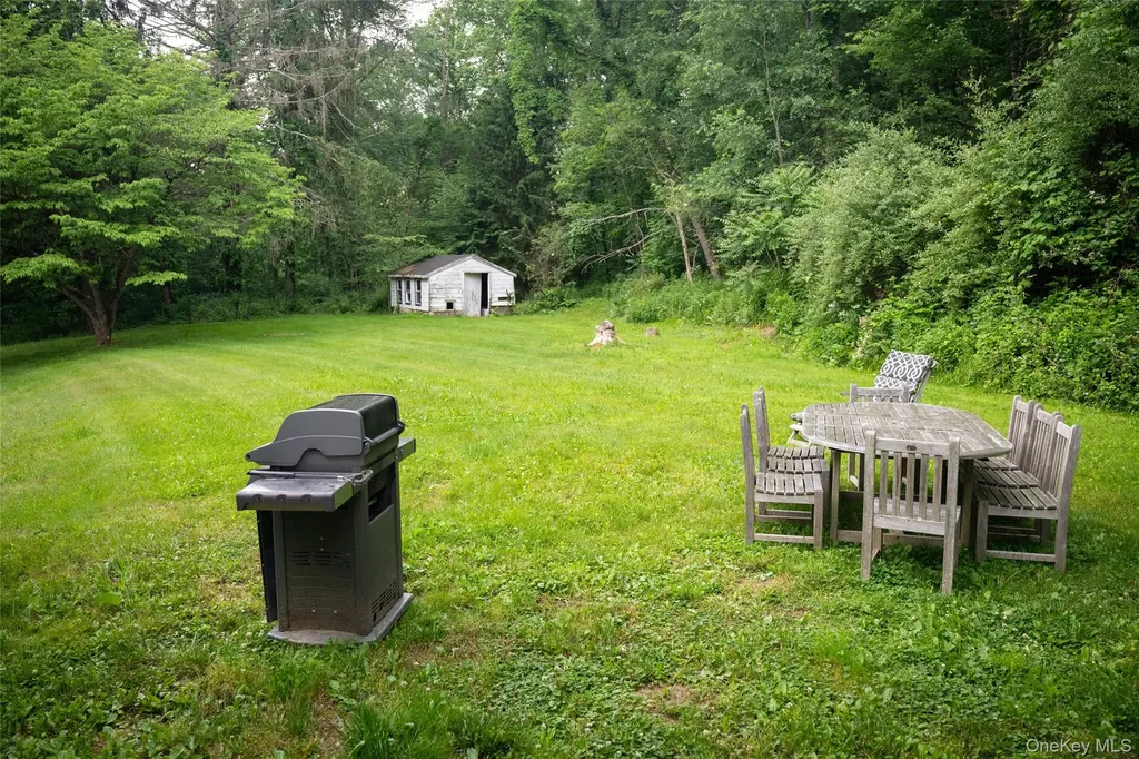 1 Hennessey Lane Poughkeepsie NY 12603
