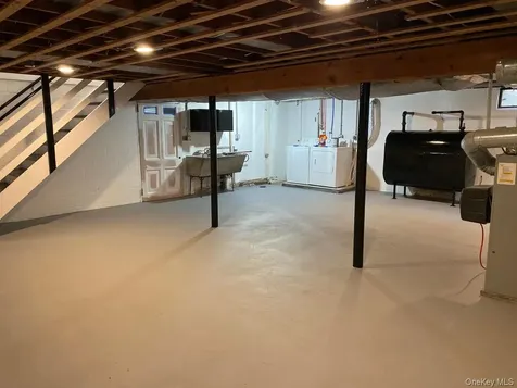 1 Hennessey Lane Poughkeepsie NY 12603