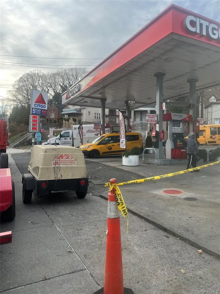 535 Vanderbilt Avenue Staten Island NY 10304
