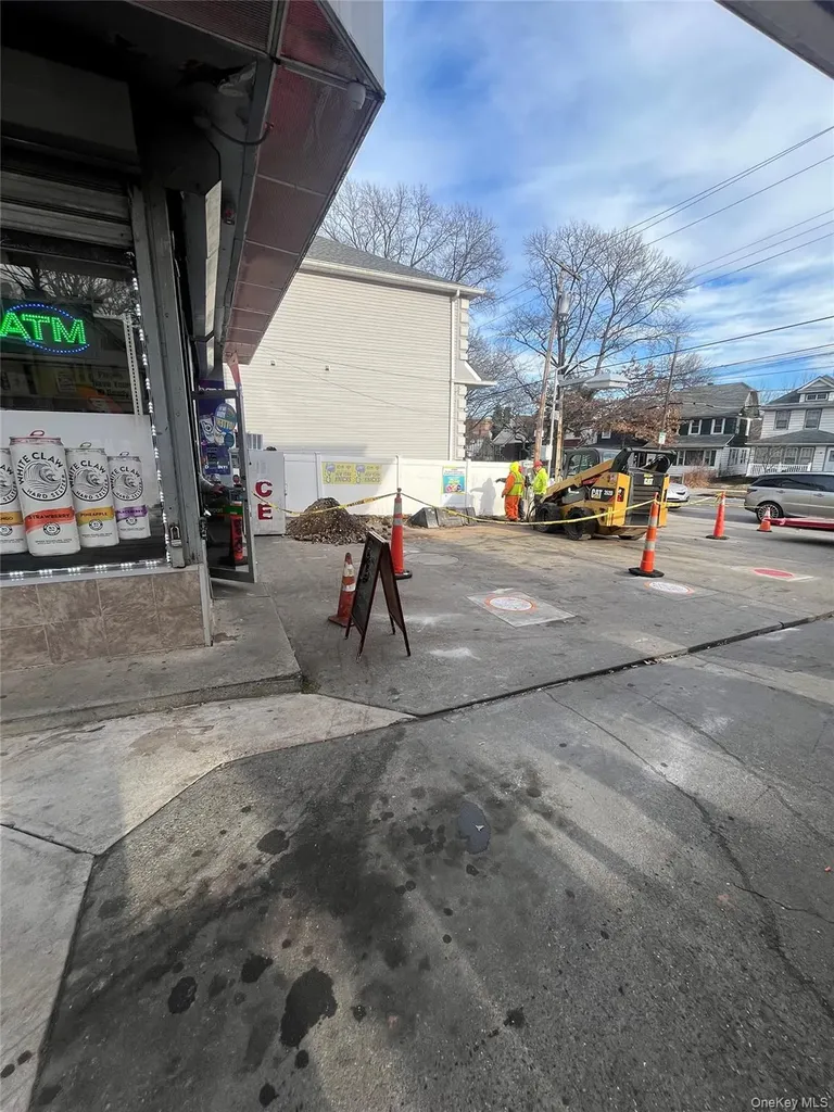535 Vanderbilt Avenue Staten Island NY 10304