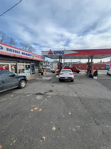 535 Vanderbilt Avenue Staten Island NY 10304