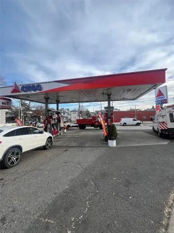 535 Vanderbilt Avenue Staten Island NY 10304