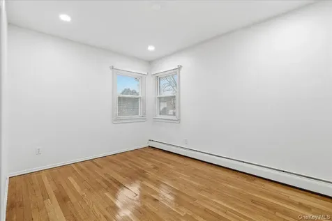 41 Meade Avenue Bethpage NY 11714