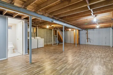 41 Meade Avenue Bethpage NY 11714