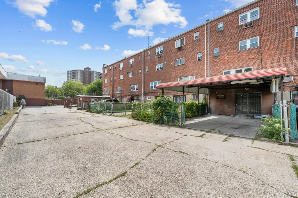 1010 Van Siclen Avenue Brooklyn NY 11207