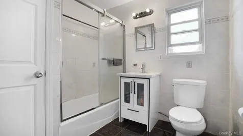 242-27 88 Drive Bellerose NY 11426