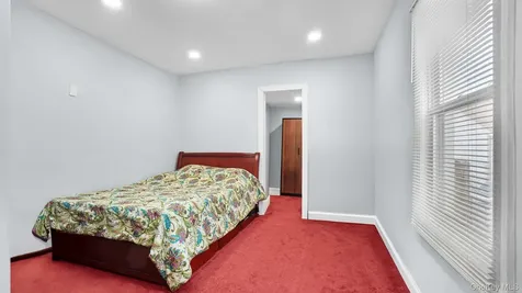 242-27 88 Drive Bellerose NY 11426