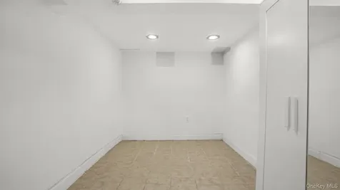 242-27 88 Drive Bellerose NY 11426