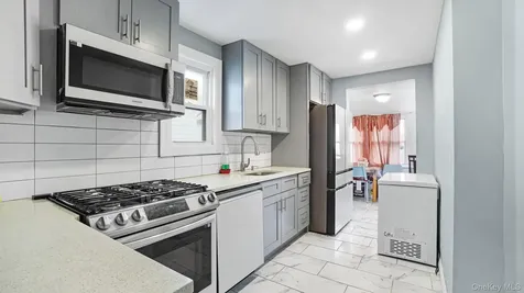 242-27 88 Drive Bellerose NY 11426