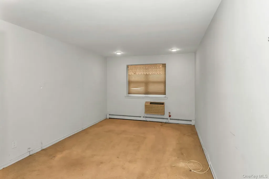 12 Florence Avenue Freeport NY 11520