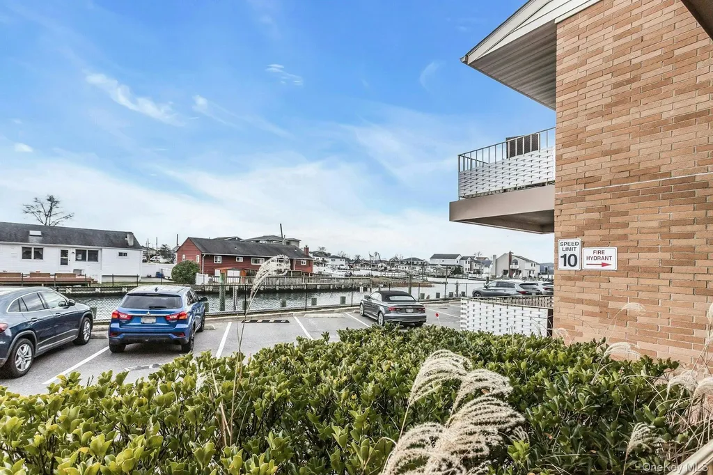 12 Florence Avenue Freeport NY 11520