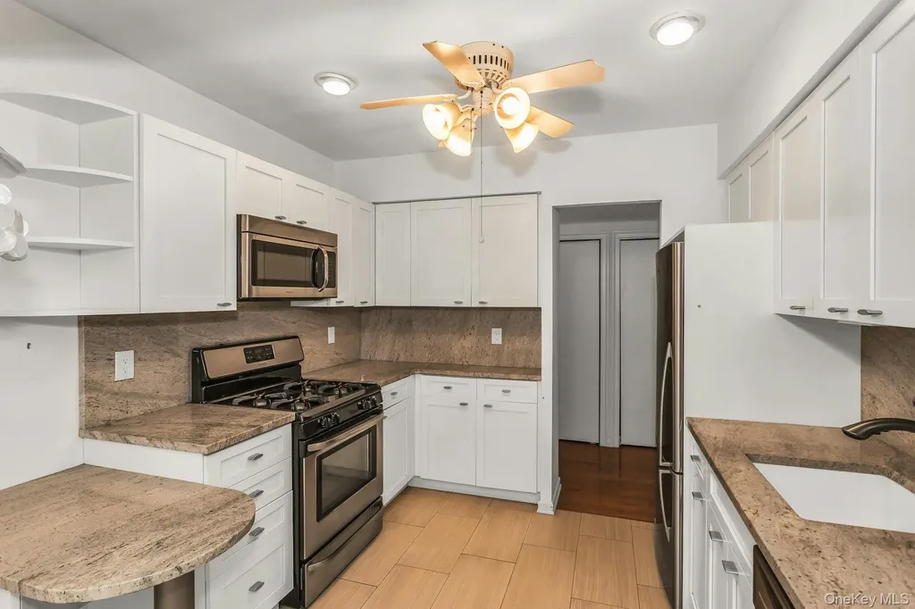 12 Florence Avenue Freeport NY 11520
