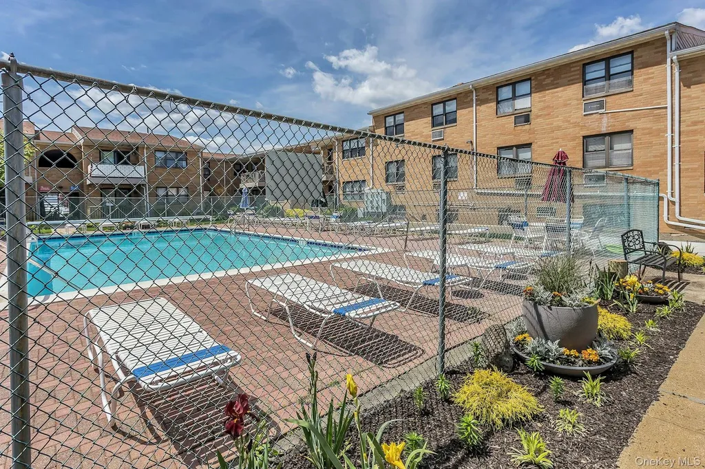 12 Florence Avenue Freeport NY 11520