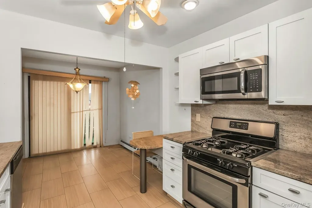 12 Florence Avenue Freeport NY 11520