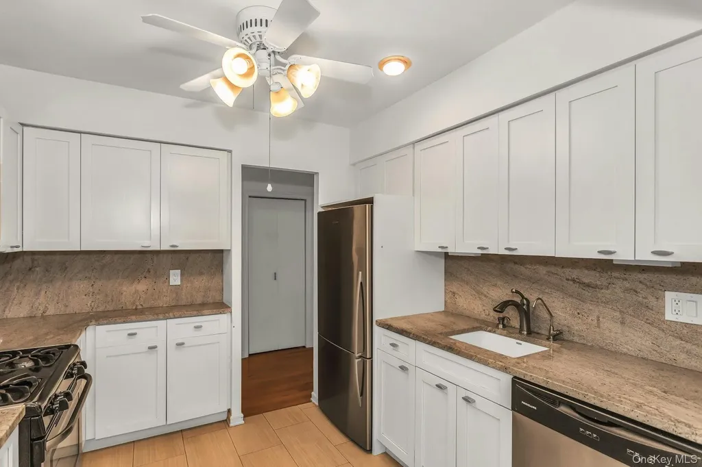 12 Florence Avenue Freeport NY 11520