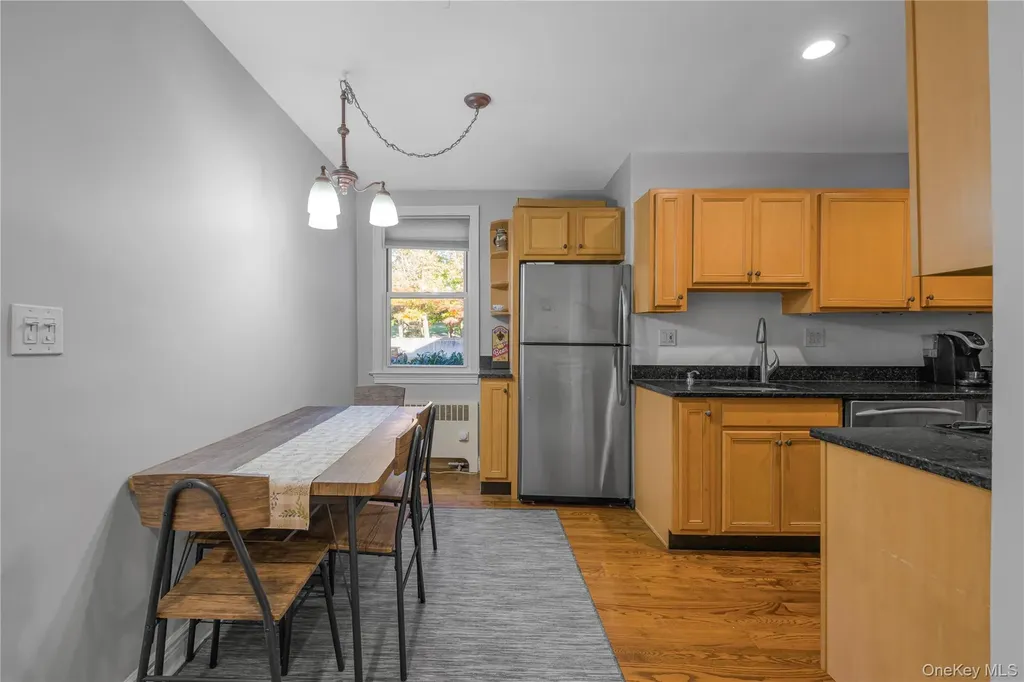 13 Bryant Crescent White Plains NY 10605