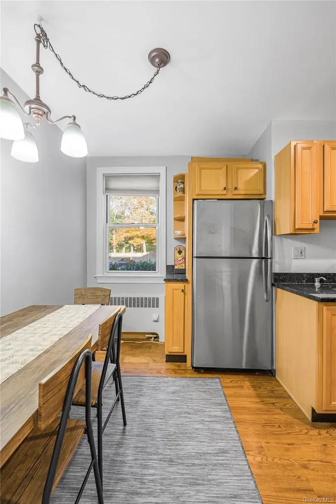 13 Bryant Crescent White Plains NY 10605