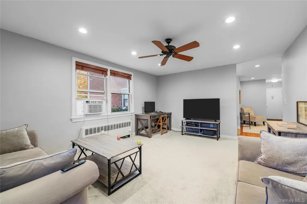13 Bryant Crescent White Plains NY 10605