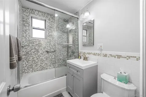 13 Bryant Crescent White Plains NY 10605