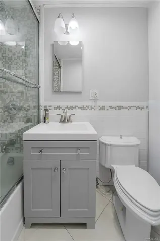 13 Bryant Crescent White Plains NY 10605