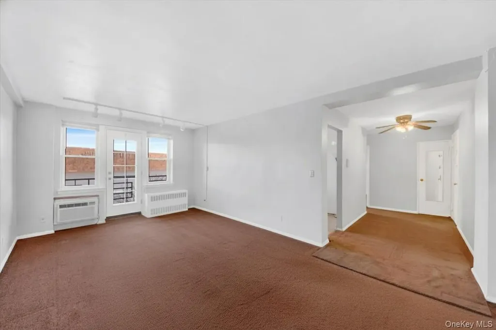 709 Warburton Avenue Yonkers NY 10701