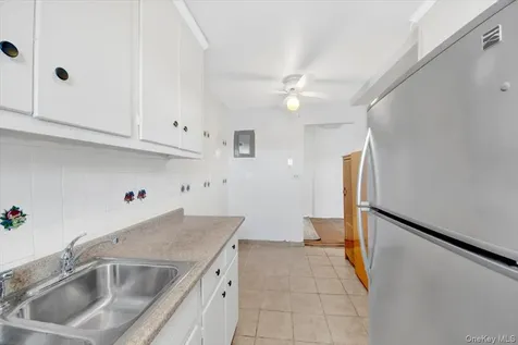 709 Warburton Avenue Yonkers NY 10701