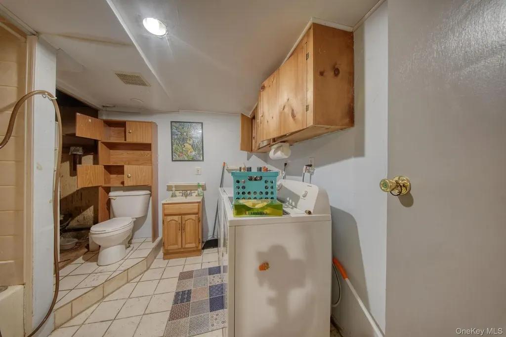 96 Duelk Avenue Monroe NY 10950