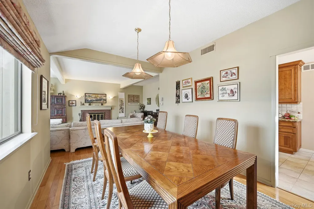 59 Heritage Hills Somers NY 10589