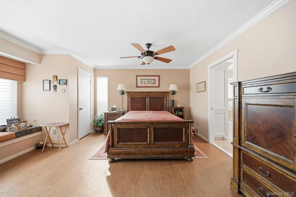 59 Heritage Hills Somers NY 10589