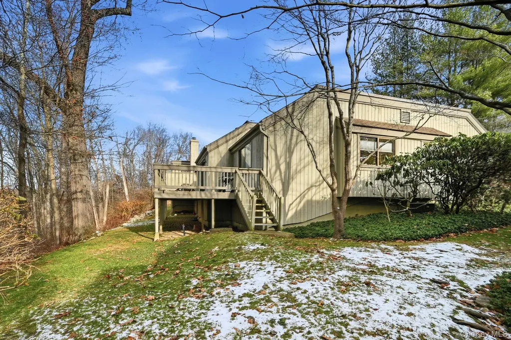 59 Heritage Hills Somers NY 10589