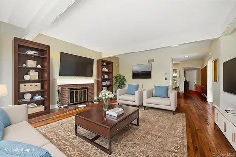 59 Heritage Hills Somers NY 10589